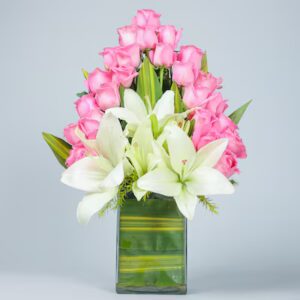 Elegant Roses & Lilies Bouquet